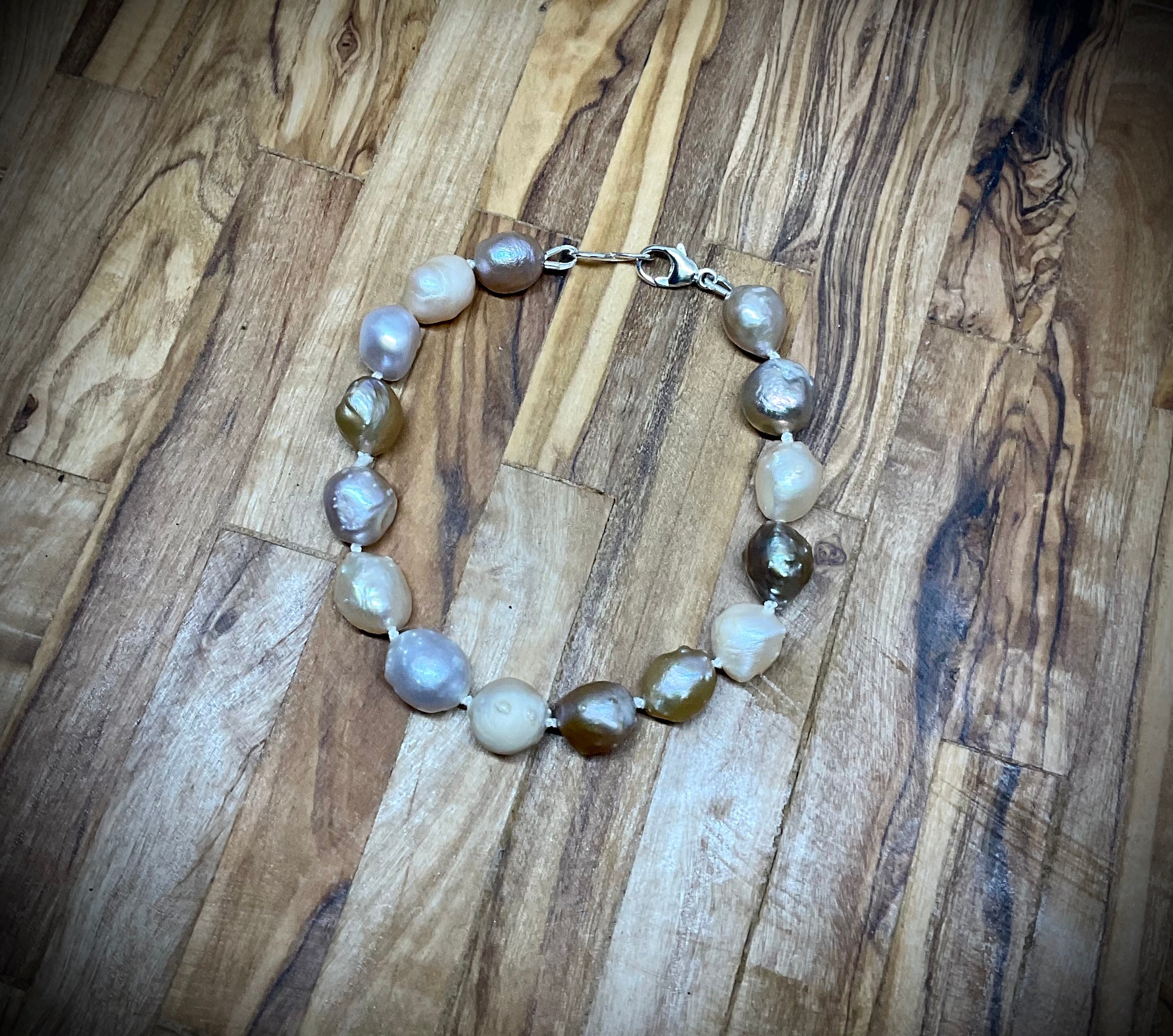 Freshwater Mother of Pearl Bracelet